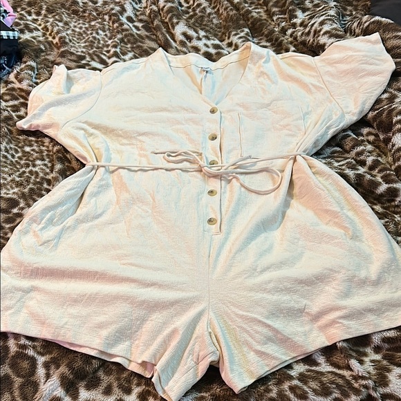 Old Navy Light Cream Textured One piece - Picture 1 of 5